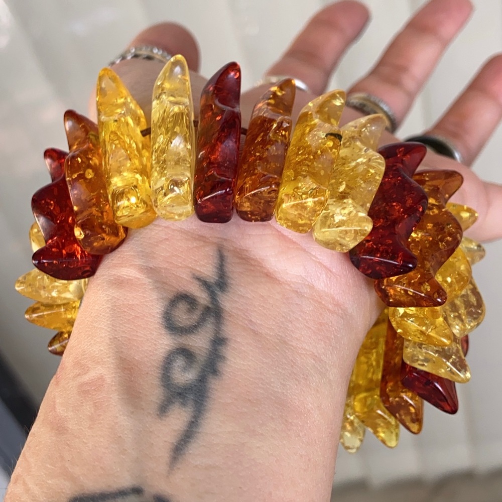 Genuine gradiant baltic amber thick boho bracelet - Picture 5 of 8